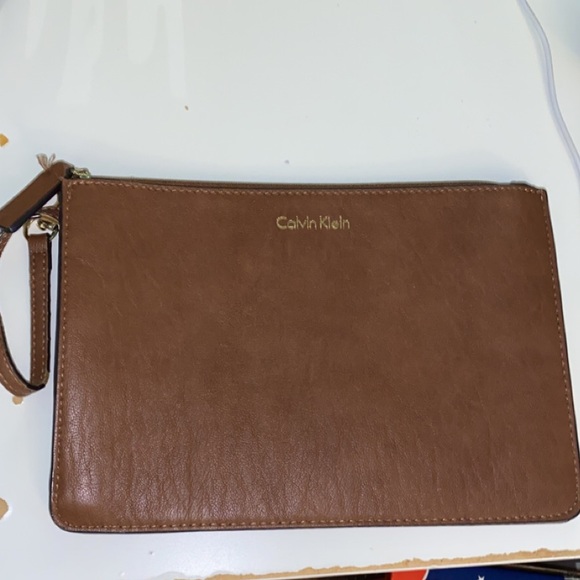 Calvin Klein Handbags - Calvin Klein Wristlet
